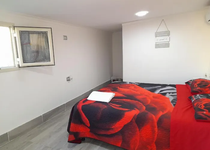 La Dependance Di Marcello Centro Pensión