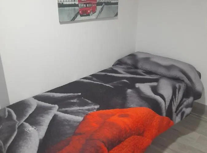 La Dependance Di Marcello Centro Pensión 3*