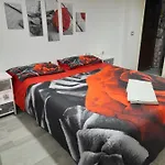 Гостевой дом La Dependance Di Marcello Centro 3*